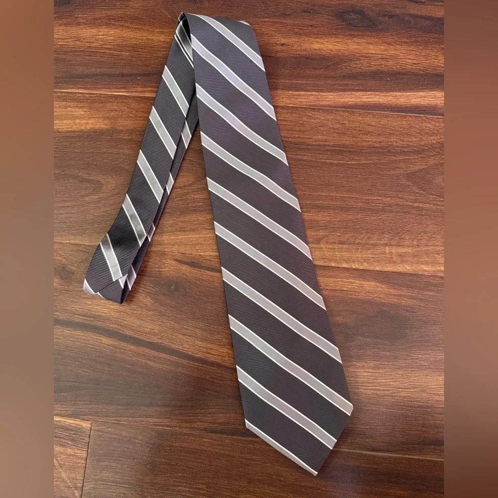 BROOKS BROTHERS “346” Classic All Silk Dark and Light Gray Formal Repp Tie